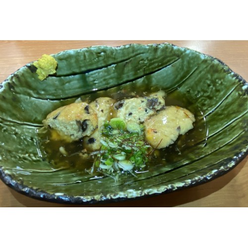 Hirousu: Tofu y Langostino relleno de verduras con salsa de cangrejo